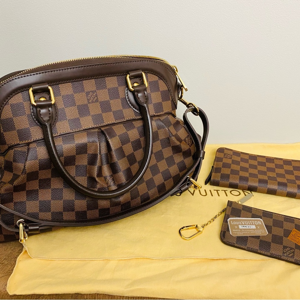 Louis Vuitton Brown Checkered Handbag Set